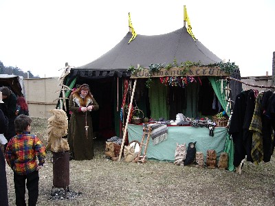 Stand in Chorin mit Woll- und Holzprodukten